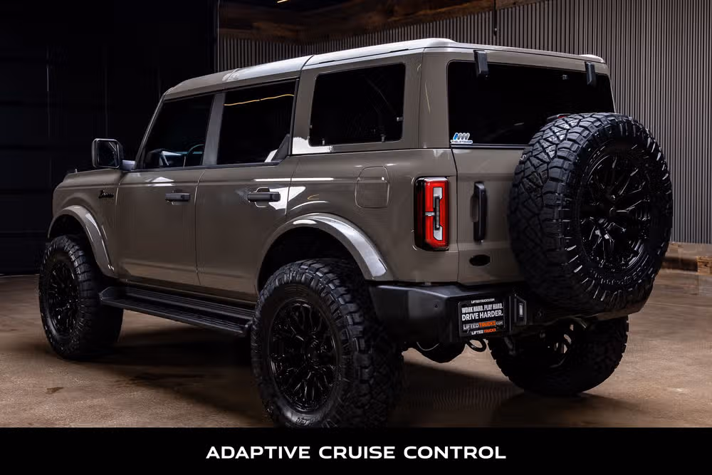 2026 Ford Bronco Outer Banks Image 7