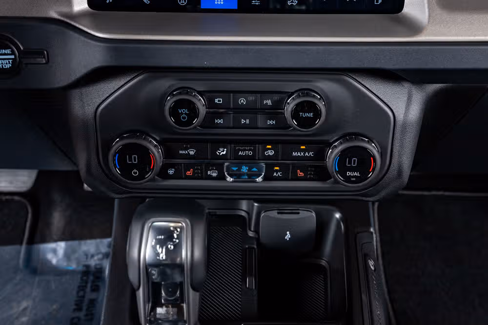 2026 Ford Bronco Outer Banks Image 27
