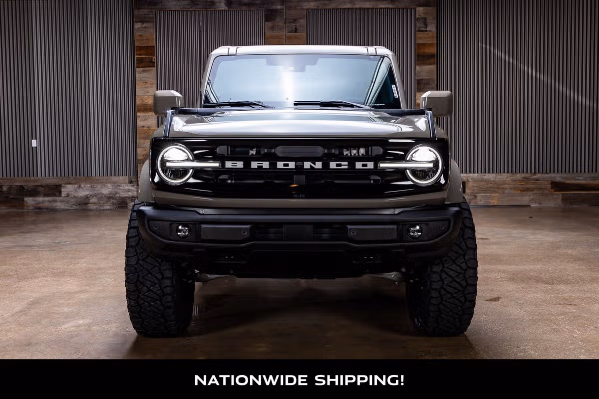 2026 Ford Bronco Outer Banks
