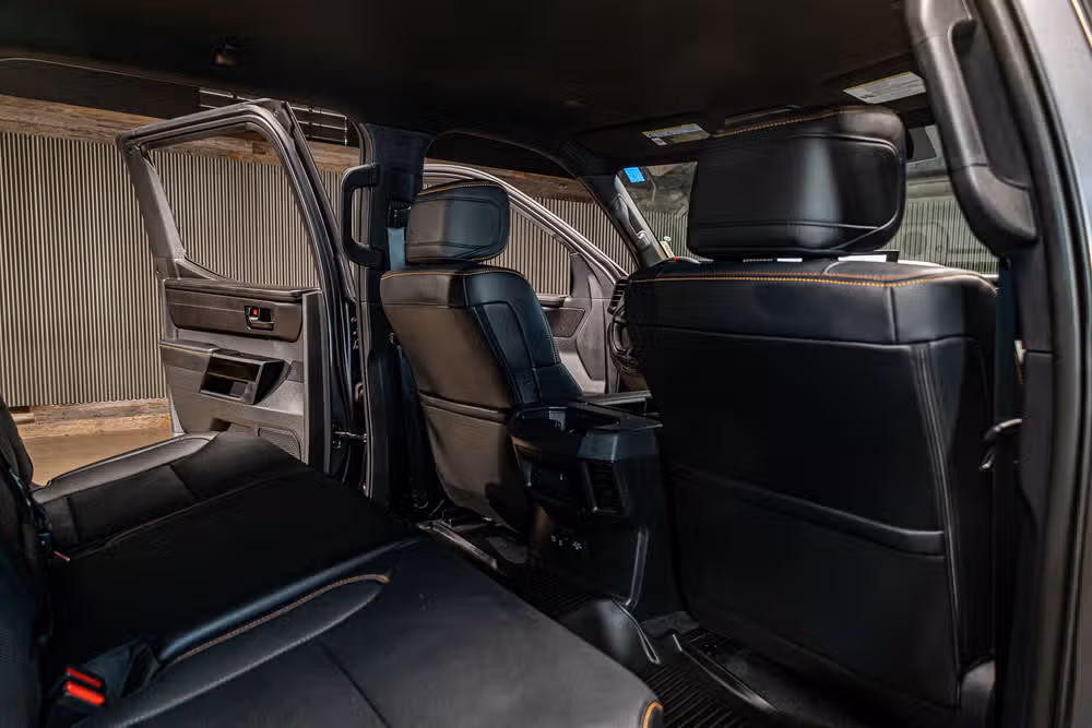 2025 Toyota Tundra SR5 CrewMax Image 24