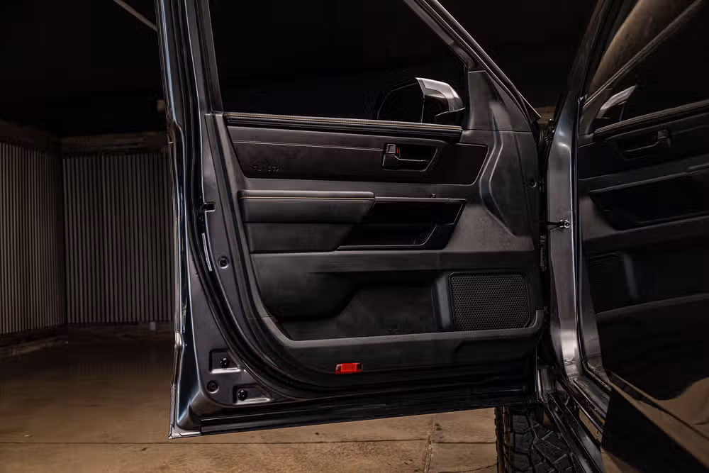 2025 Toyota Tundra SR5 CrewMax Image 28