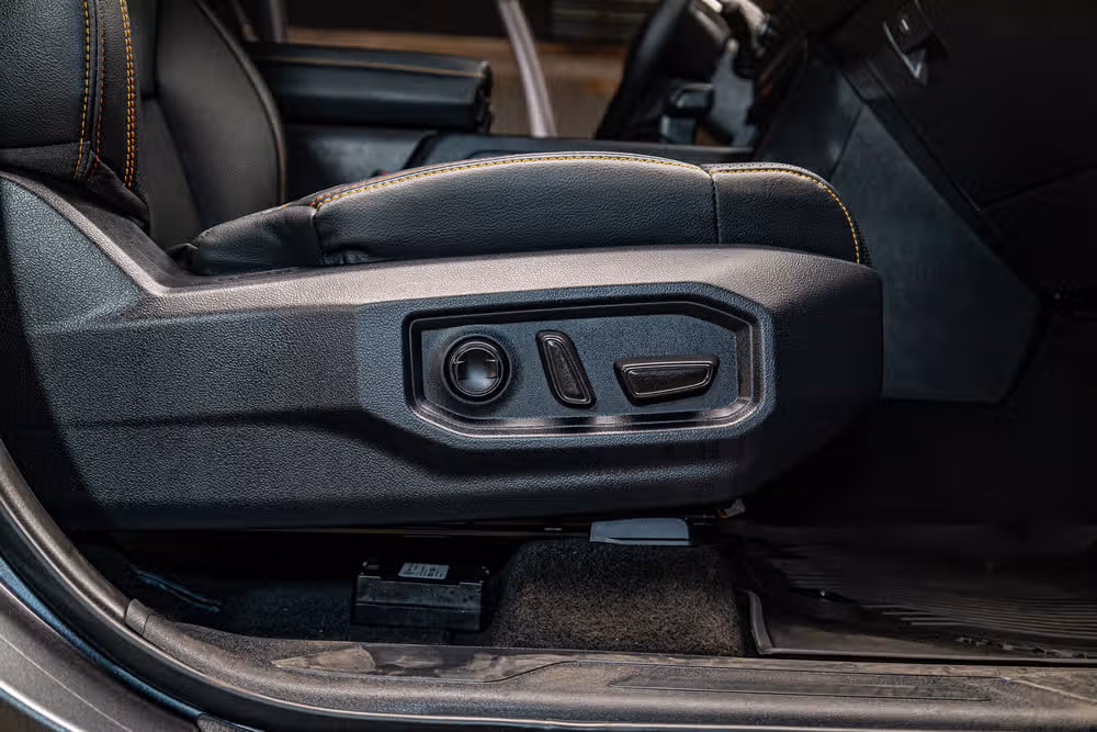 2025 Toyota Tundra SR5 CrewMax Image 25