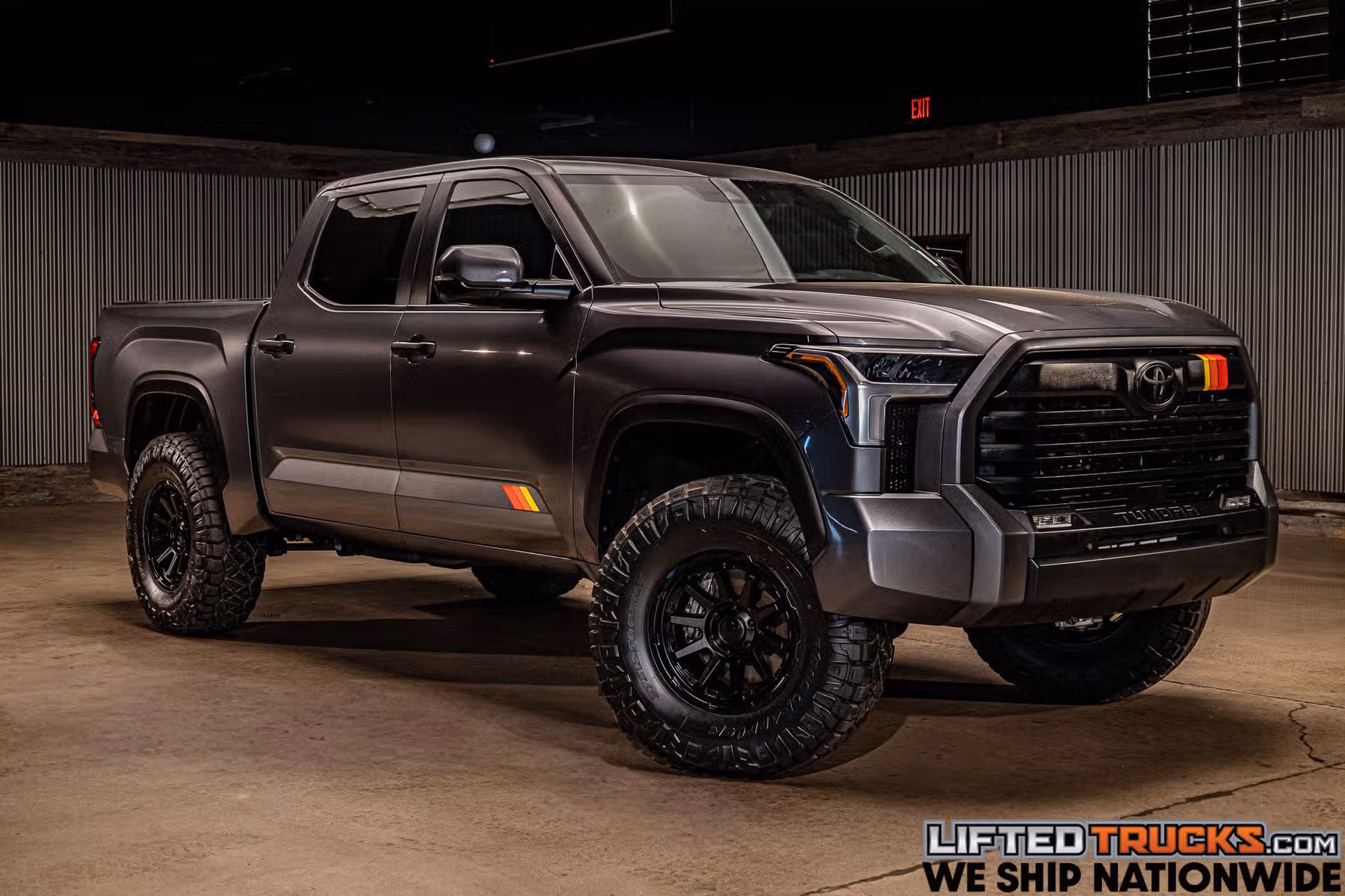 2025 Toyota Tundra SR5 CrewMax Image 1