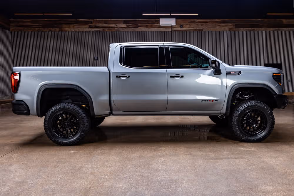 2025 GMC Sierra 1500 AT4X Crew Cab Image 11