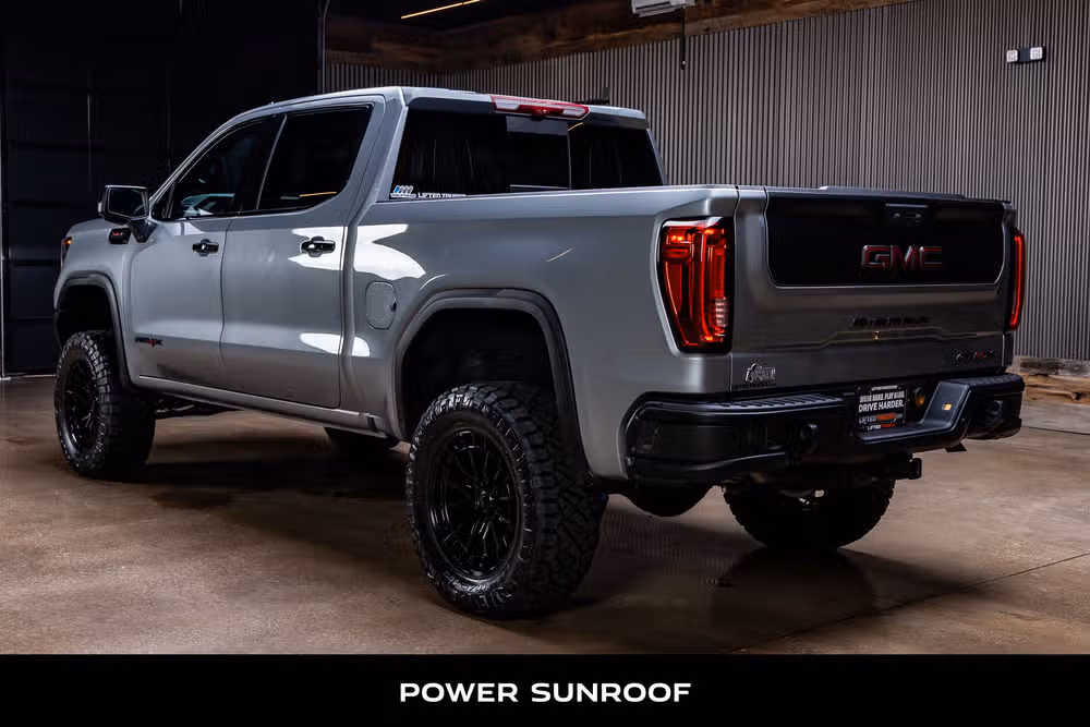 2025 GMC Sierra 1500 AT4X Crew Cab Image 7