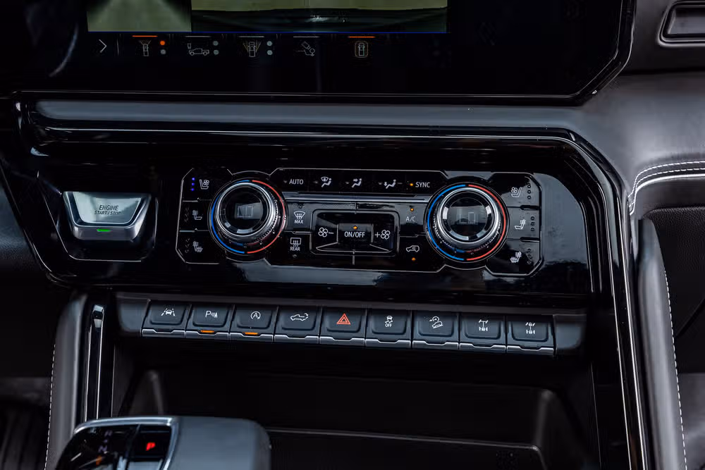 2025 GMC Sierra 1500 AT4X Crew Cab Image 26