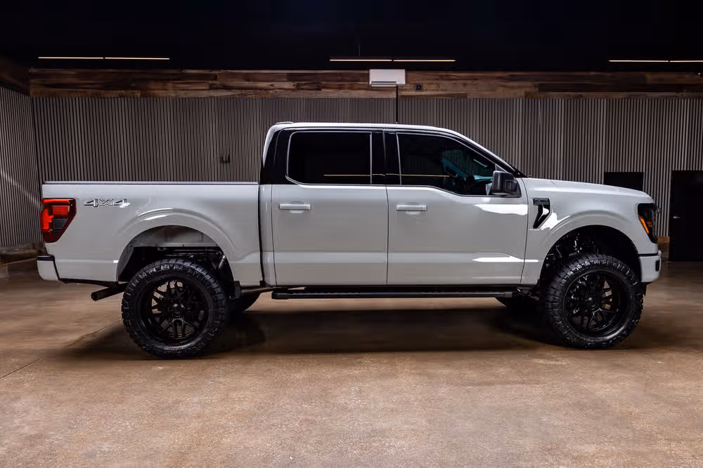 2026 Ford F-150 XLT SuperCrew Image 11