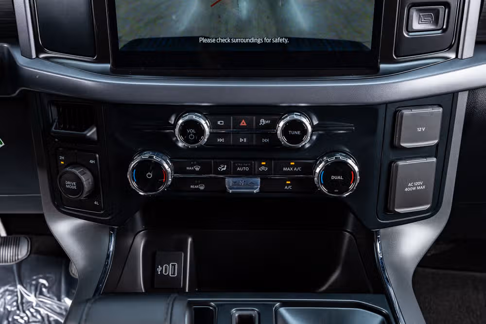 2026 Ford F-150 XLT SuperCrew Image 26