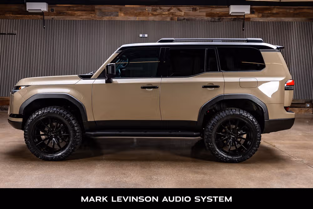 2024 Lexus GX 550 Overtrail+ Image 6
