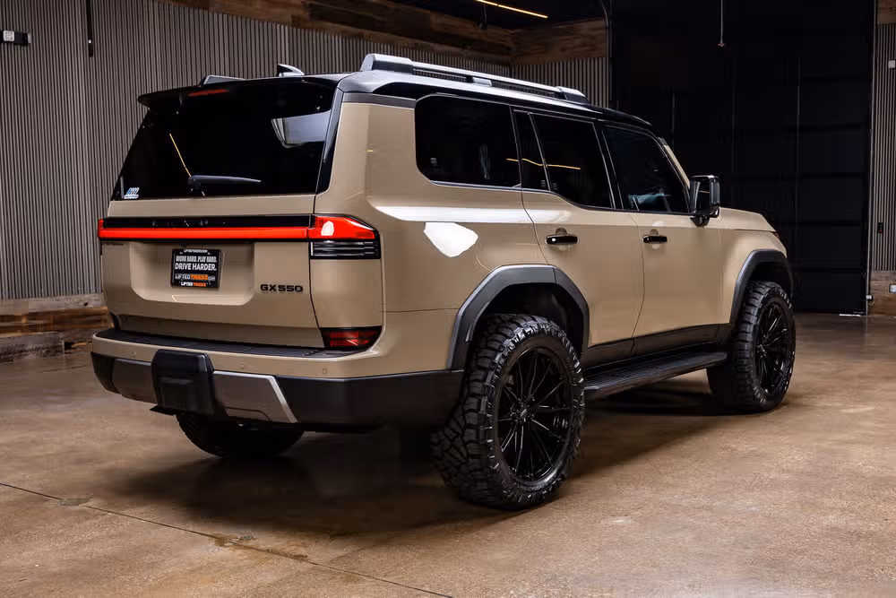 2024 Lexus GX 550 Overtrail+ Image 10