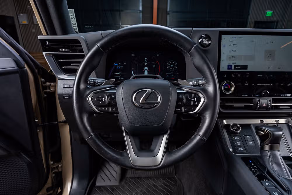 2024 Lexus GX 550 Overtrail+ Image 19