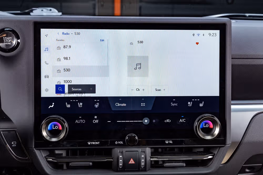 2024 Lexus GX 550 Overtrail+ Image 25