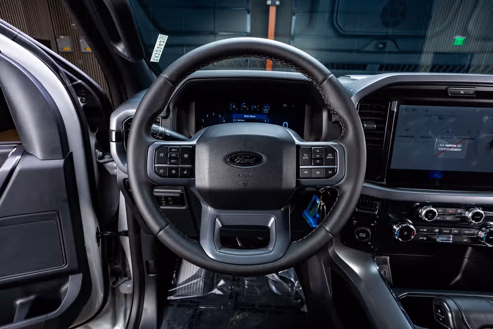 2026 Ford F-150 XLT SuperCrew Image 19