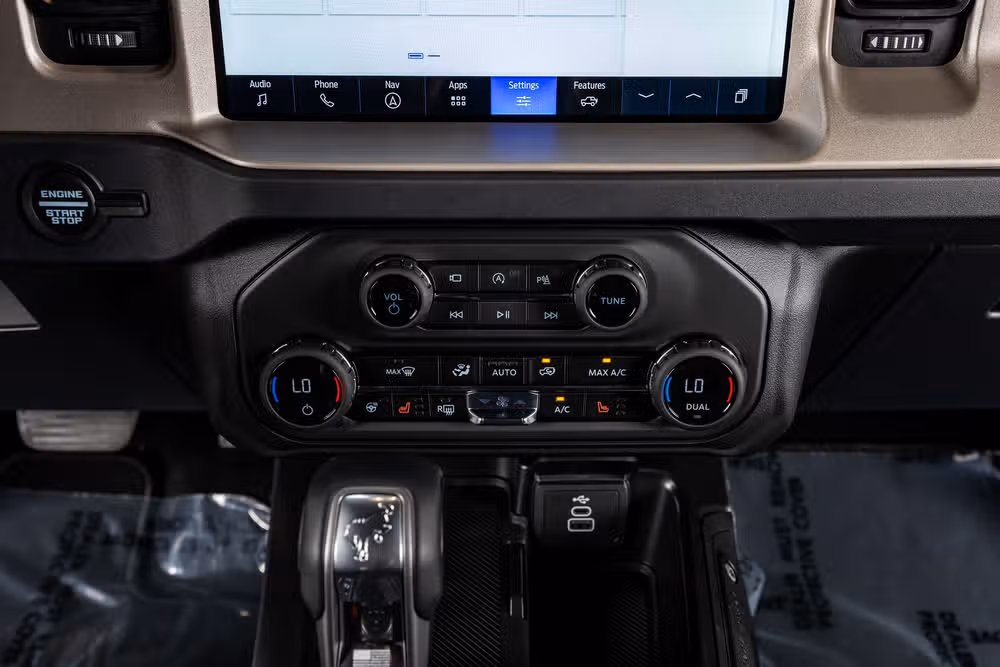 2026 Ford Bronco Outer Banks Image 26