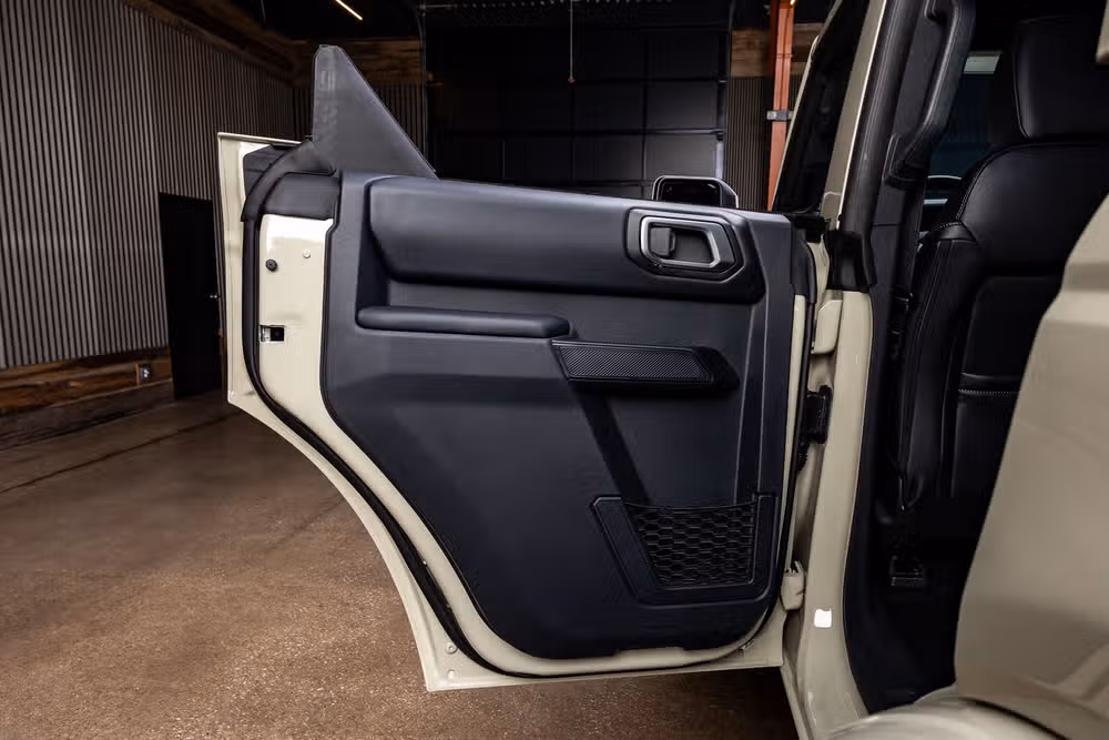 2026 Ford Bronco Outer Banks Image 37