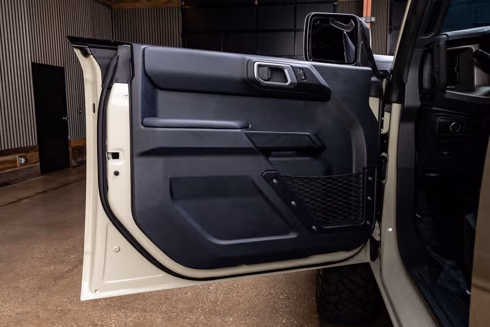 2026 Ford Bronco Outer Banks Image 35