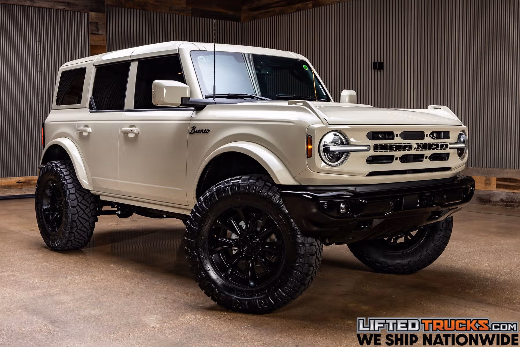2026 Ford Bronco Outer Banks Image 1