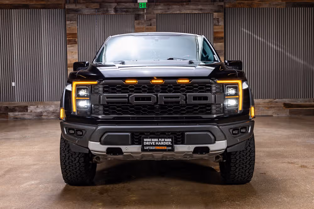 2021 Ford F-150 Raptor SuperCrew Image 2