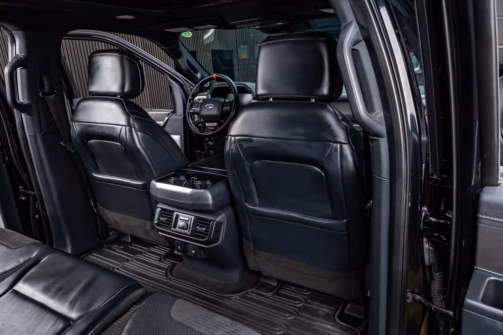 2021 Ford F-150 Raptor SuperCrew Image 32