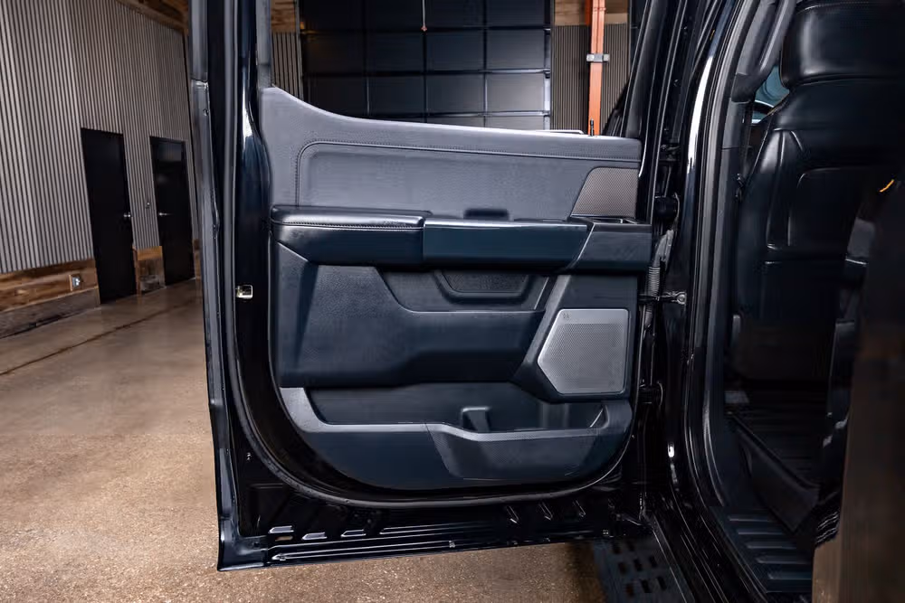 2021 Ford F-150 Raptor SuperCrew Image 38