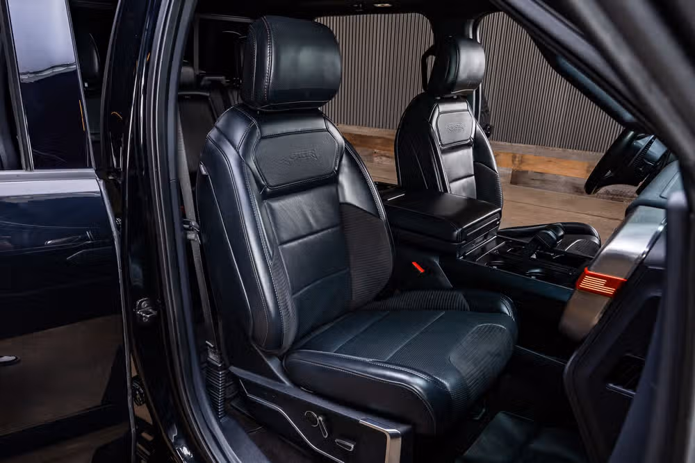 2021 Ford F-150 Raptor SuperCrew Image 31