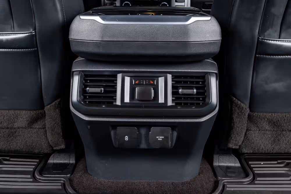 2021 Ford F-150 Raptor SuperCrew Image 33