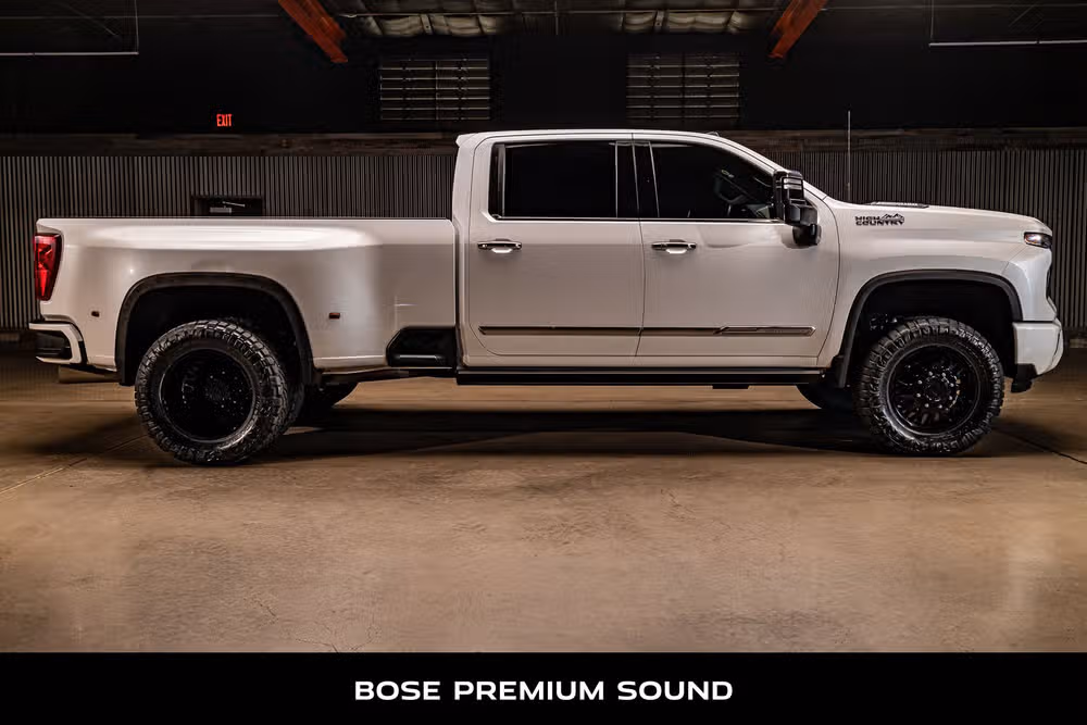 2024 Chevrolet Silverado 3500HD High Country Crew Cab Image 11