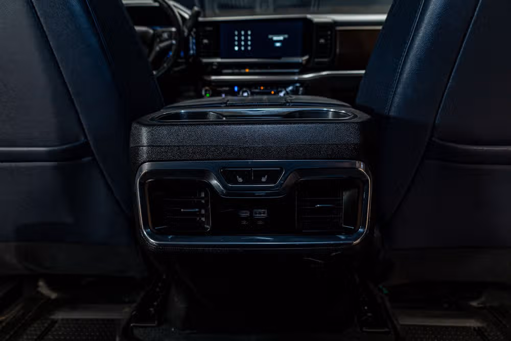 2024 Chevrolet Silverado 3500HD High Country Crew Cab Image 27