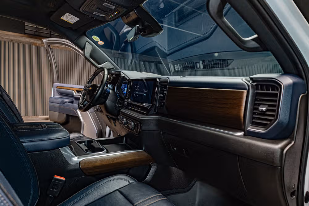 2024 Chevrolet Silverado 3500HD High Country Crew Cab Image 20