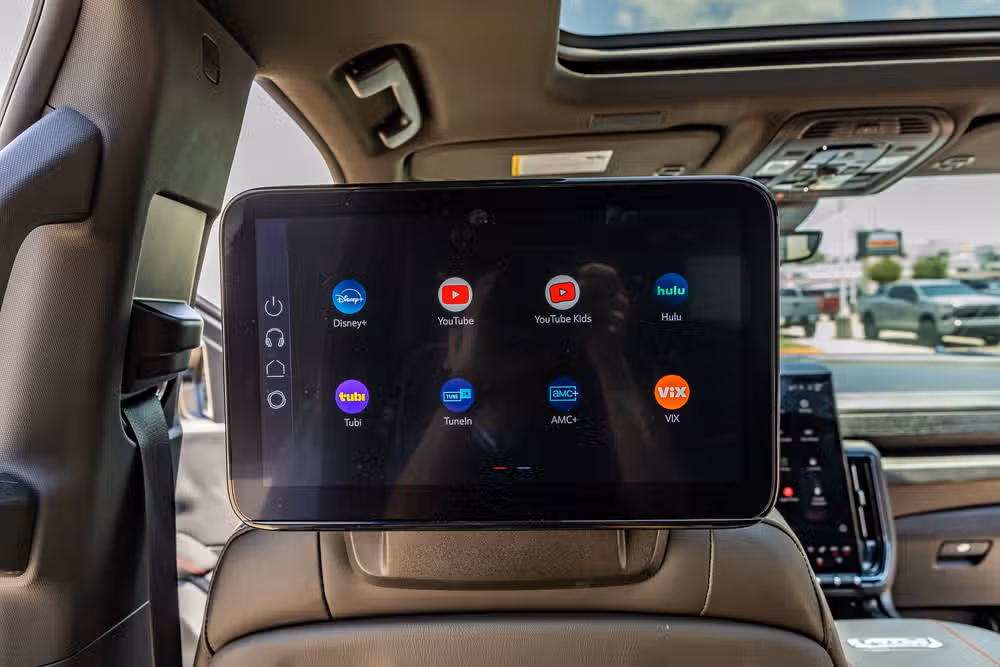 2026 GMC Yukon AT4 Ultimate Image 35