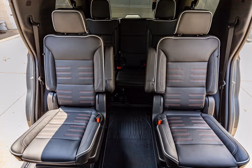 2026 GMC Yukon AT4 Ultimate Image 37