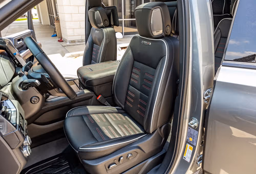 2026 GMC Yukon AT4 Ultimate Image 29