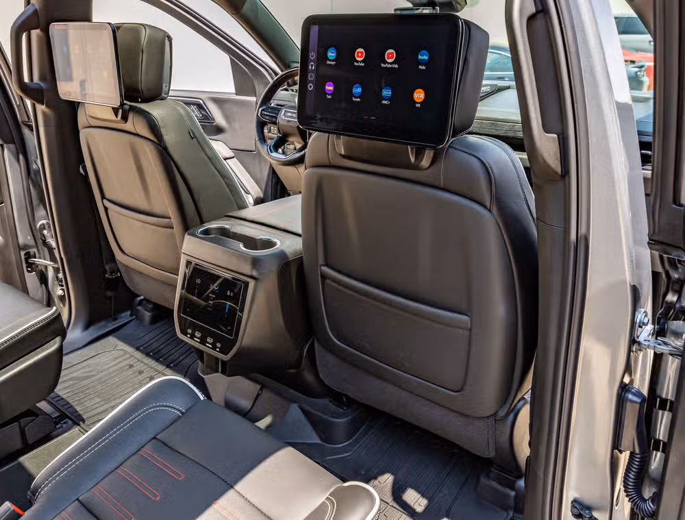 2026 GMC Yukon AT4 Ultimate Image 32