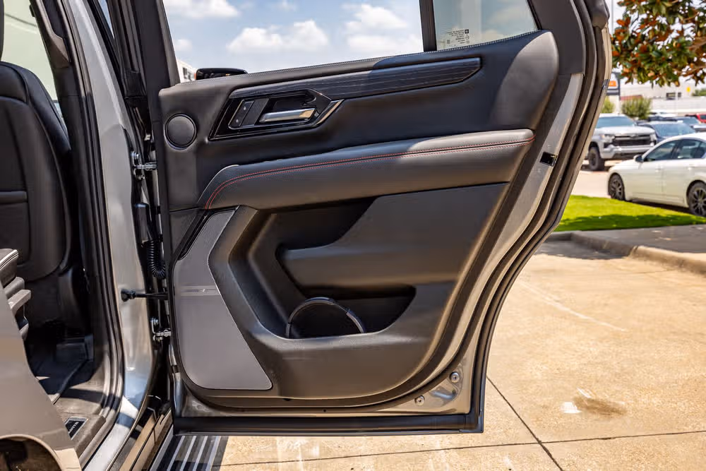 2026 GMC Yukon AT4 Ultimate Image 42