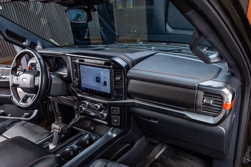 2024 Ford F-150 Raptor SuperCrew Image 17