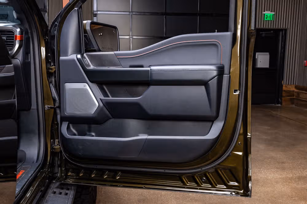 2024 Ford F-150 Raptor SuperCrew Image 37