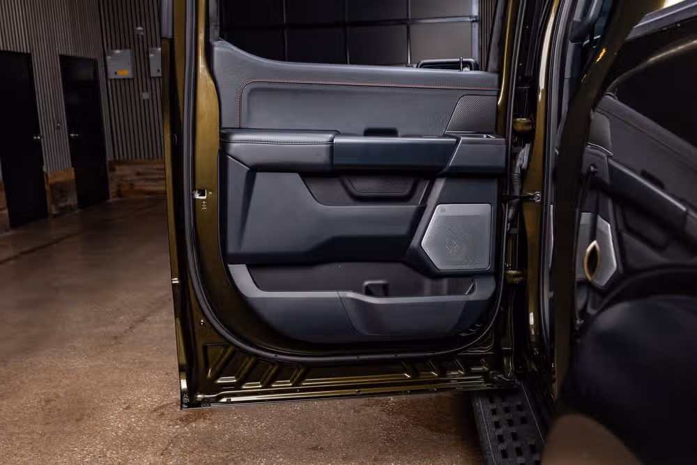 2024 Ford F-150 Raptor SuperCrew Image 38