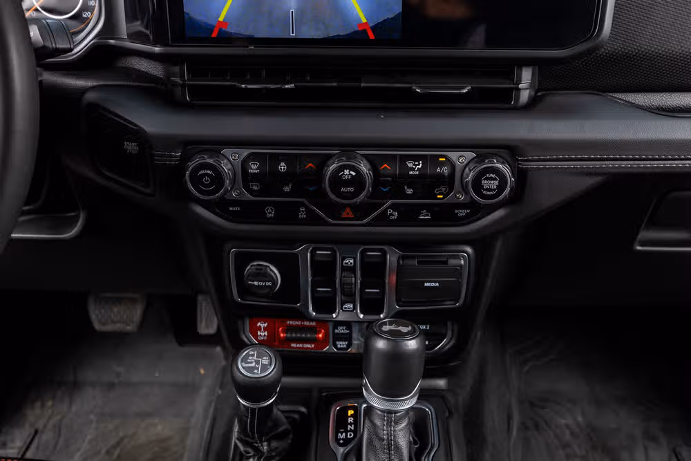 2024 Jeep Wrangler Rubicon X Image 26