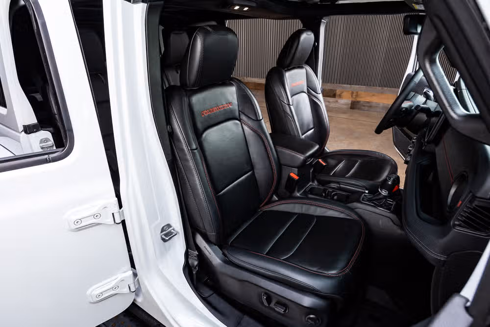 2024 Jeep Wrangler Rubicon X Image 30