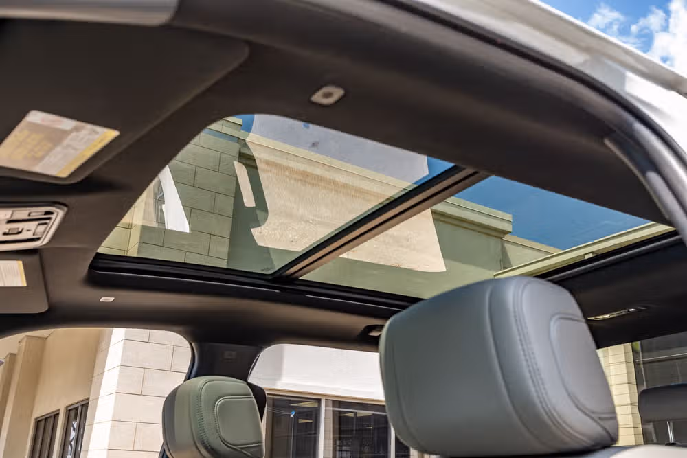 2025 Toyota Tundra Limited CrewMax Image 32