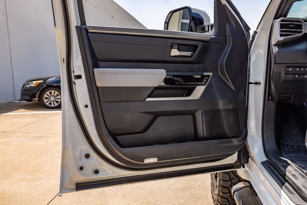 2025 Toyota Tundra Limited CrewMax Image 38