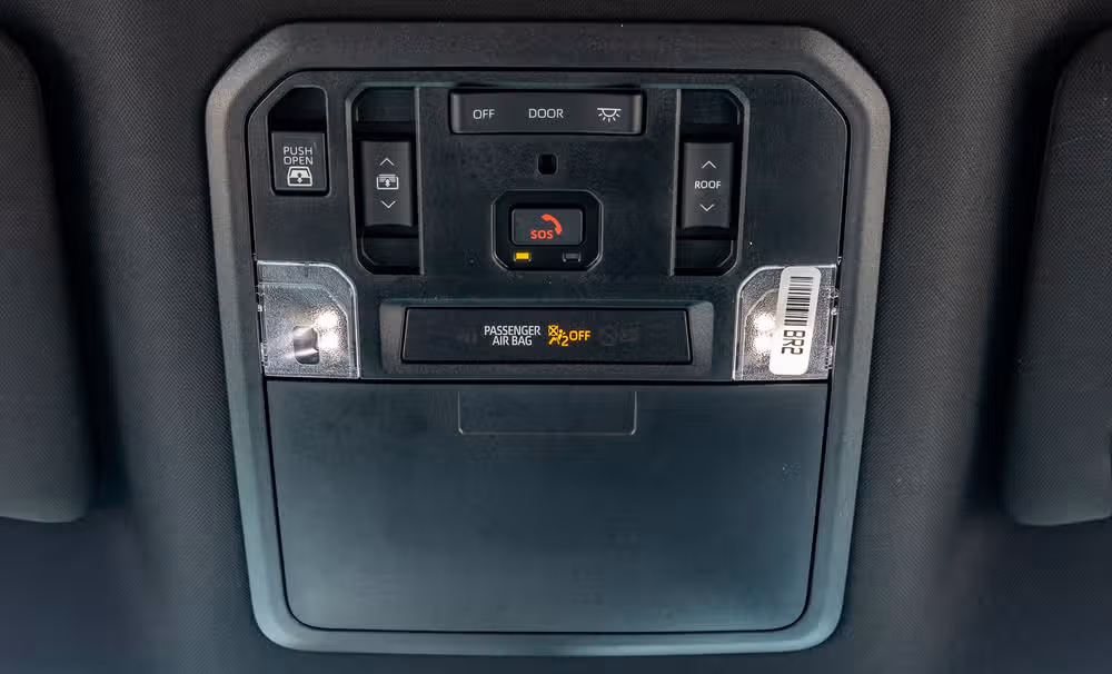 2025 Toyota Tundra Limited CrewMax Image 30