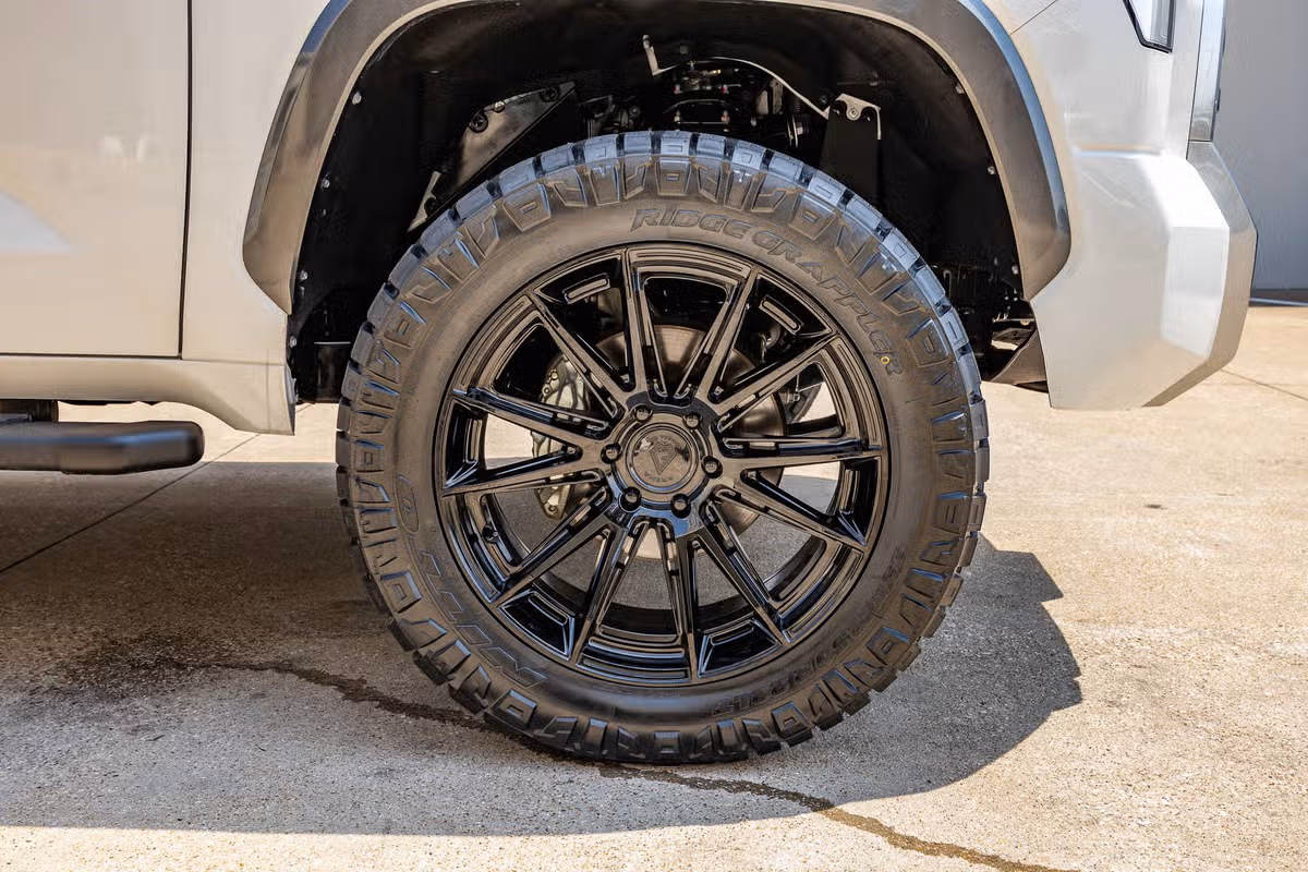 2025 Toyota Tundra Limited CrewMax