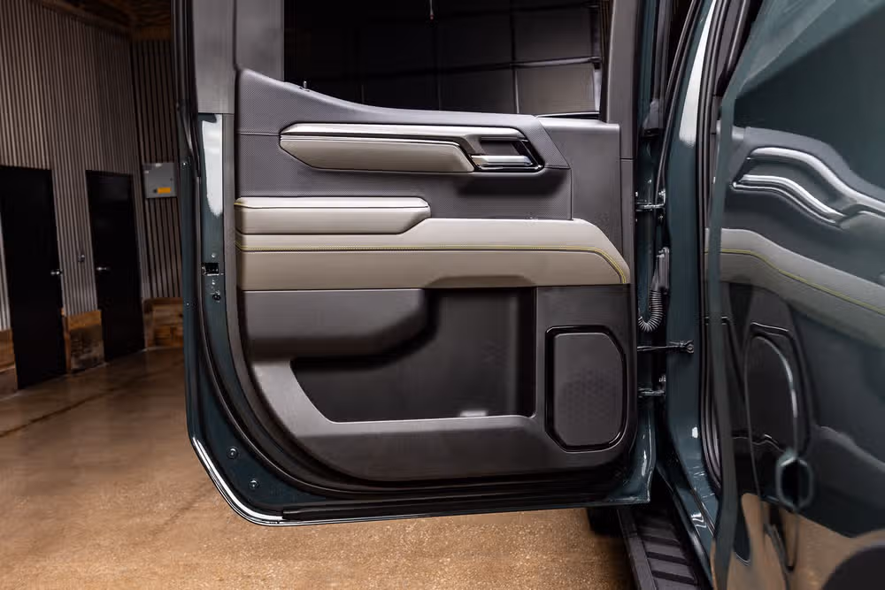 2025 Chevrolet Silverado 1500 ZR2 Crew Cab Image 39