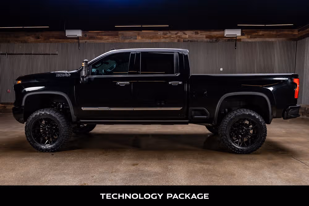 2025 Chevrolet Silverado 2500HD High Country Crew Cab Image 6