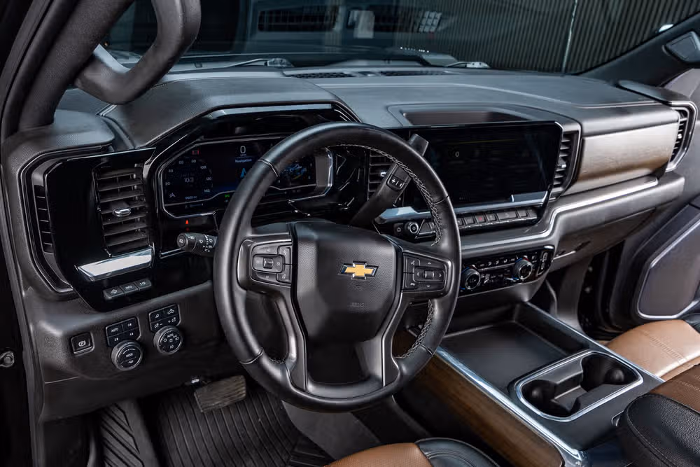 2025 Chevrolet Silverado 2500HD High Country Crew Cab Image 17