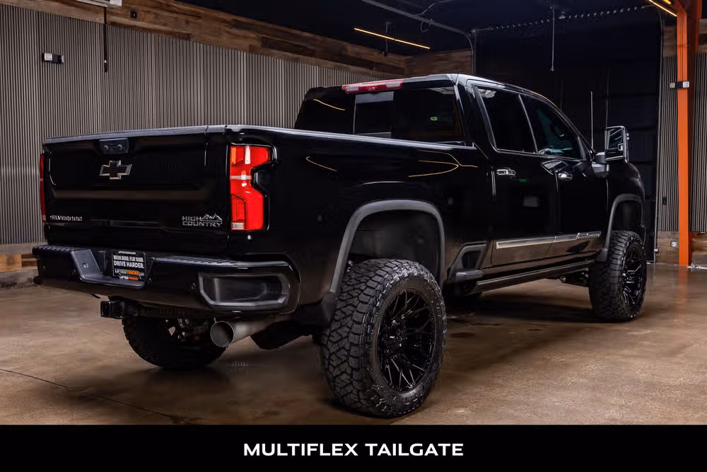 2025 Chevrolet Silverado 2500HD High Country Crew Cab Image 10