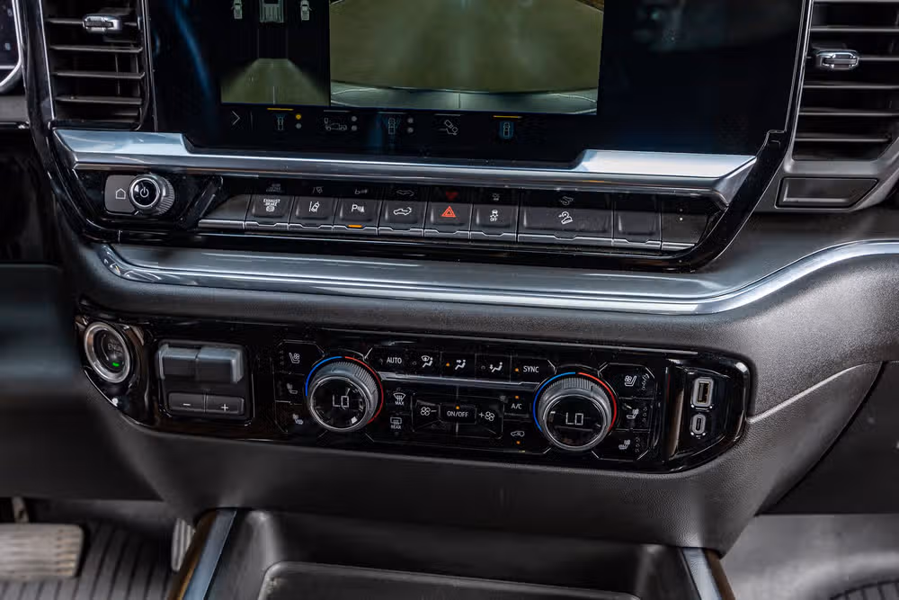 2025 Chevrolet Silverado 2500HD High Country Crew Cab Image 27