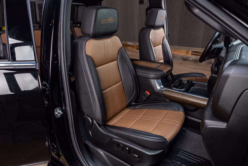 2025 Chevrolet Silverado 2500HD High Country Crew Cab Image 32