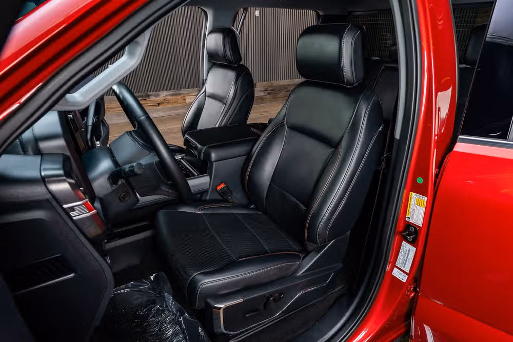 2024 Ford F-250 Super Duty Lariat Crew Cab Image 30
